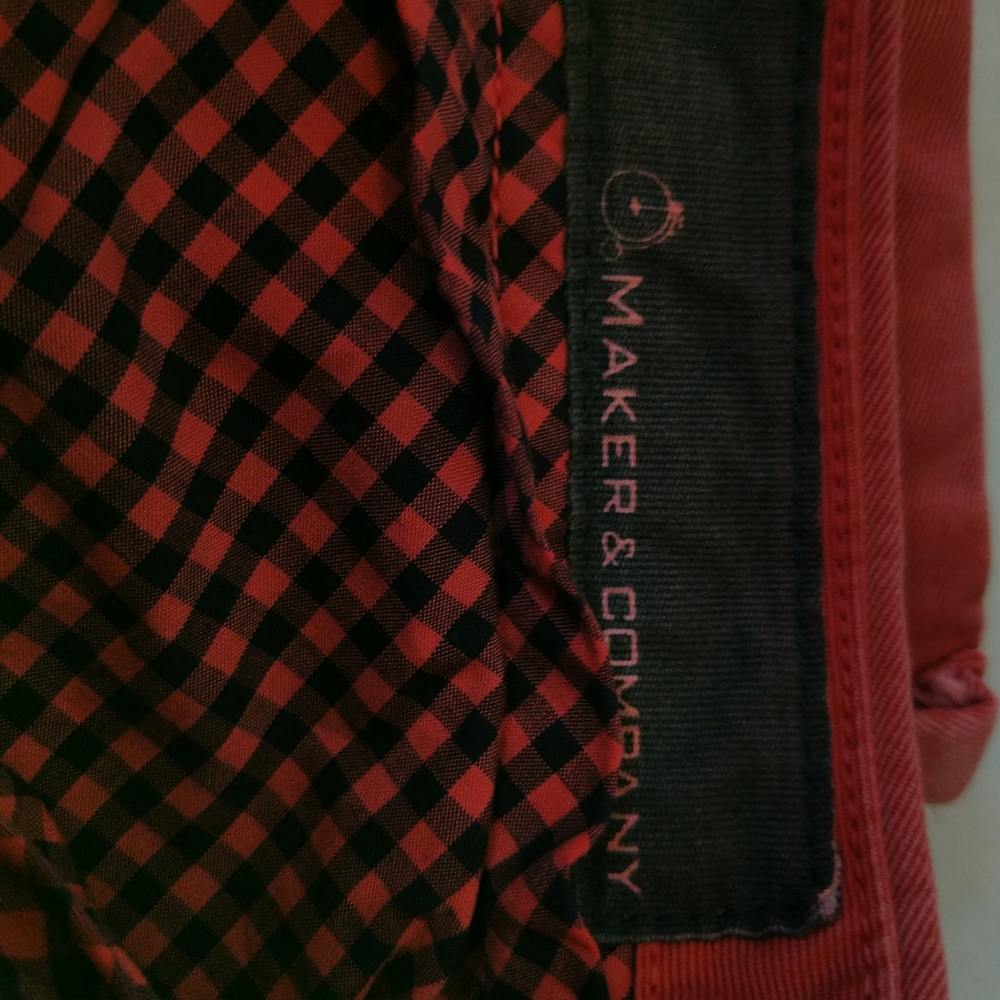 Maker Chino's - Picture 2 of 3